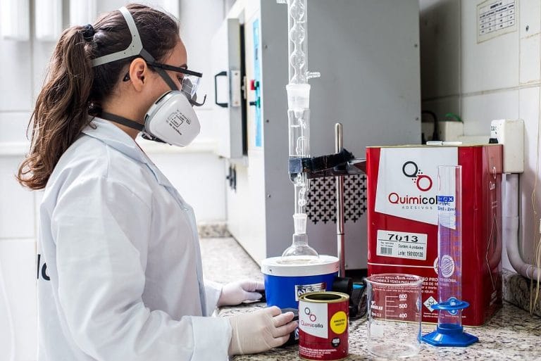 Segurança na indústria química capa